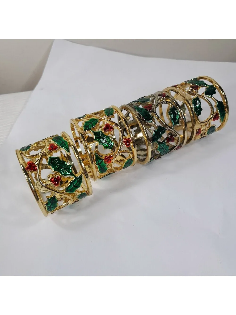 Lenox Holly & Berries Napkin Rings Set 4 Christmas berry holders vines Gold
